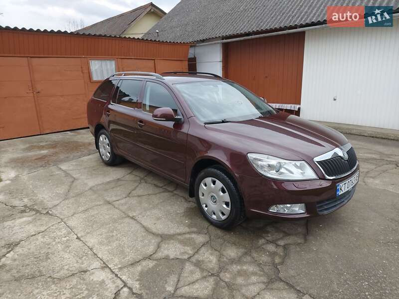 Универсал Skoda Octavia 2009 в Ивано-Франковске