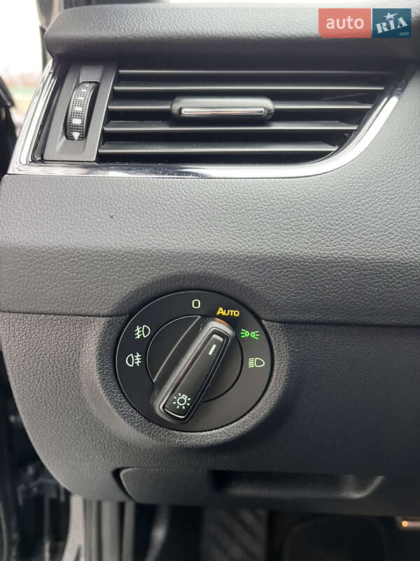 Универсал Skoda Octavia 2019 в Луцке