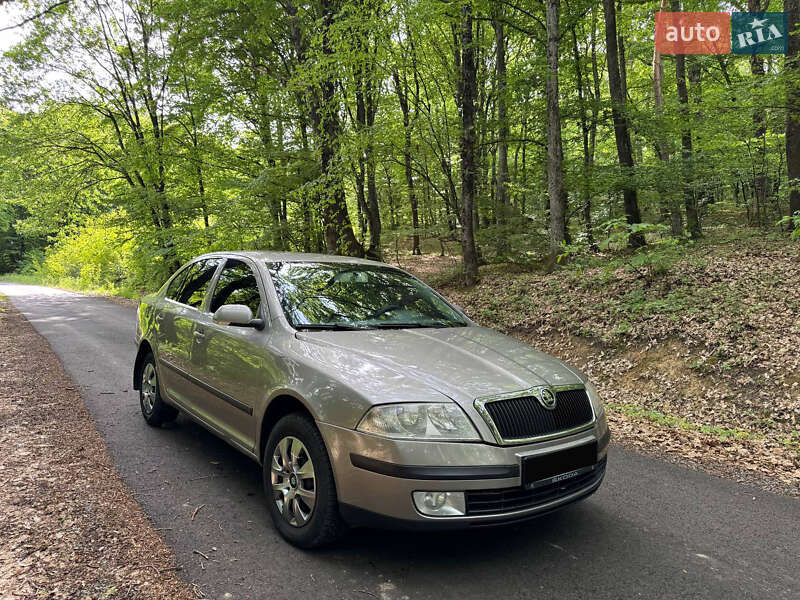 Лифтбек Skoda Octavia 2007 в Мукачево