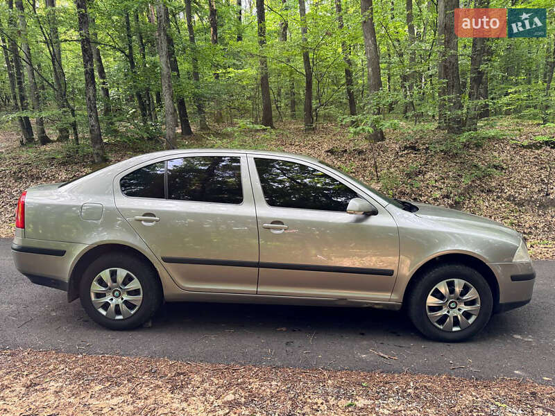 Лифтбек Skoda Octavia 2007 в Мукачево