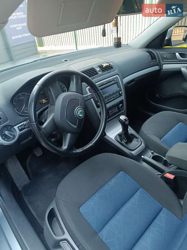 Универсал Skoda Octavia 2012 в Киеве фото 7 Универсал Skoda Octavia 2012 в Киеве