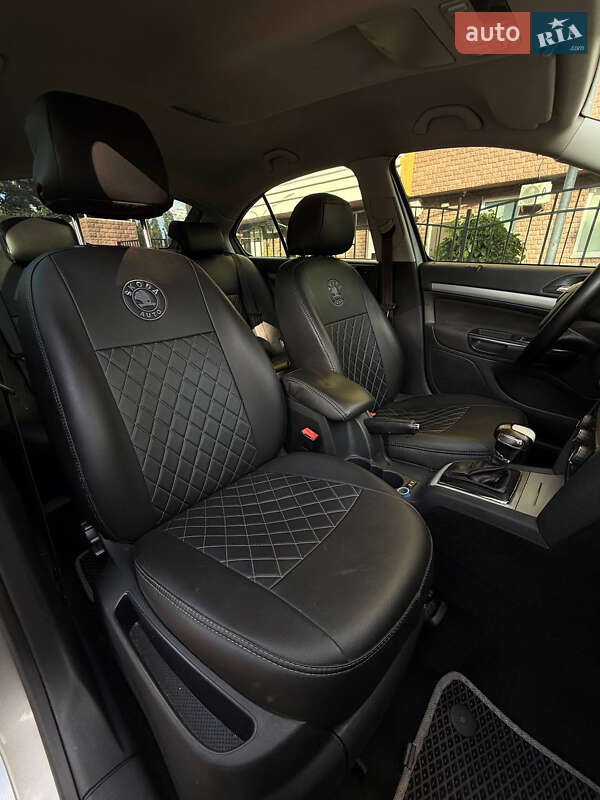 Ліфтбек Skoda Octavia 2013 в Києві фото 8 Ліфтбек Skoda Octavia 2013 в Києві