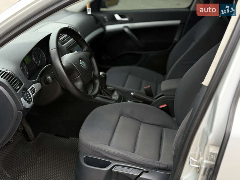 Лифтбек Skoda Octavia 2004 в Днепре фото 7 Лифтбек Skoda Octavia 2004 в Днепре