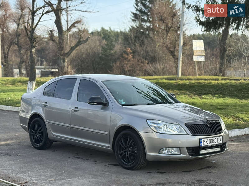 Лифтбек Skoda Octavia 2009 в Радивилове