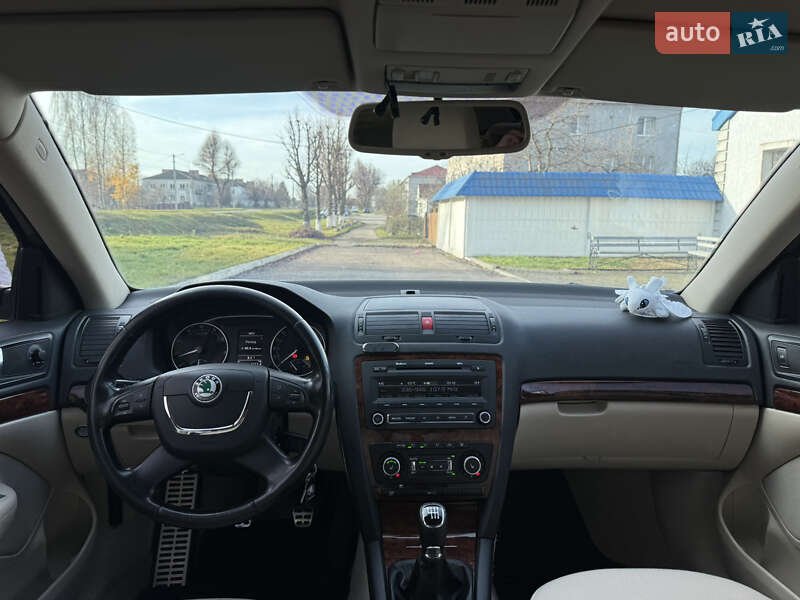 Лифтбек Skoda Octavia 2009 в Радивилове