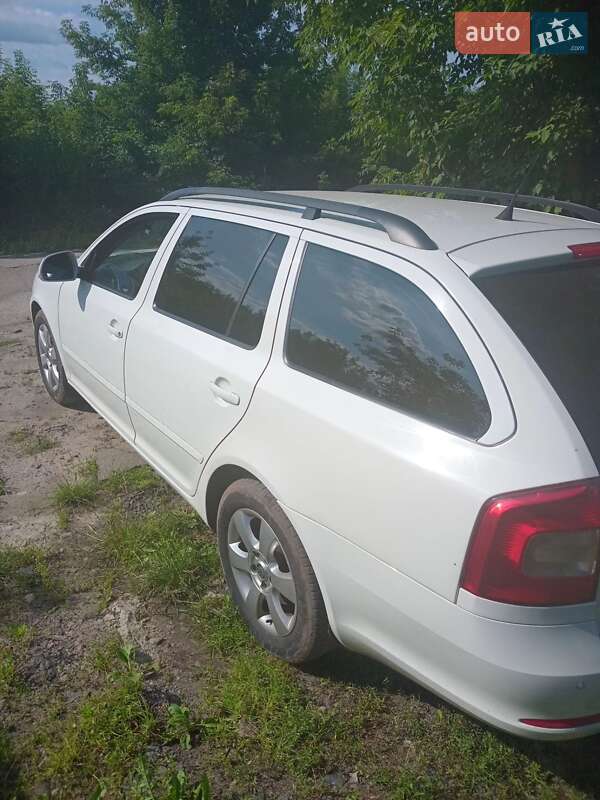 Універсал Skoda Octavia 2012 в Львові фото 3 Універсал Skoda Octavia 2012 в Львові
