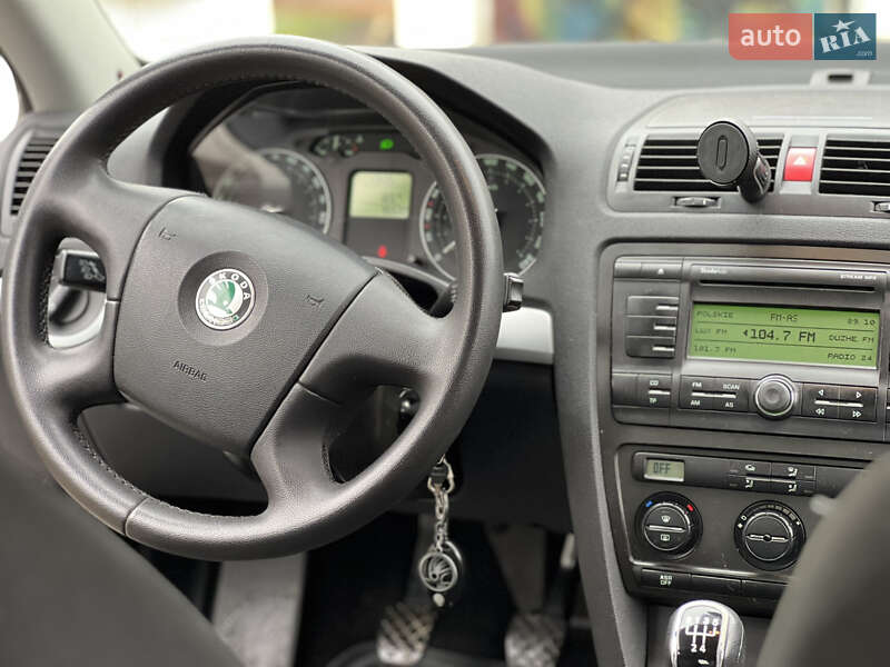 Лифтбек Skoda Octavia 2007 в Львове