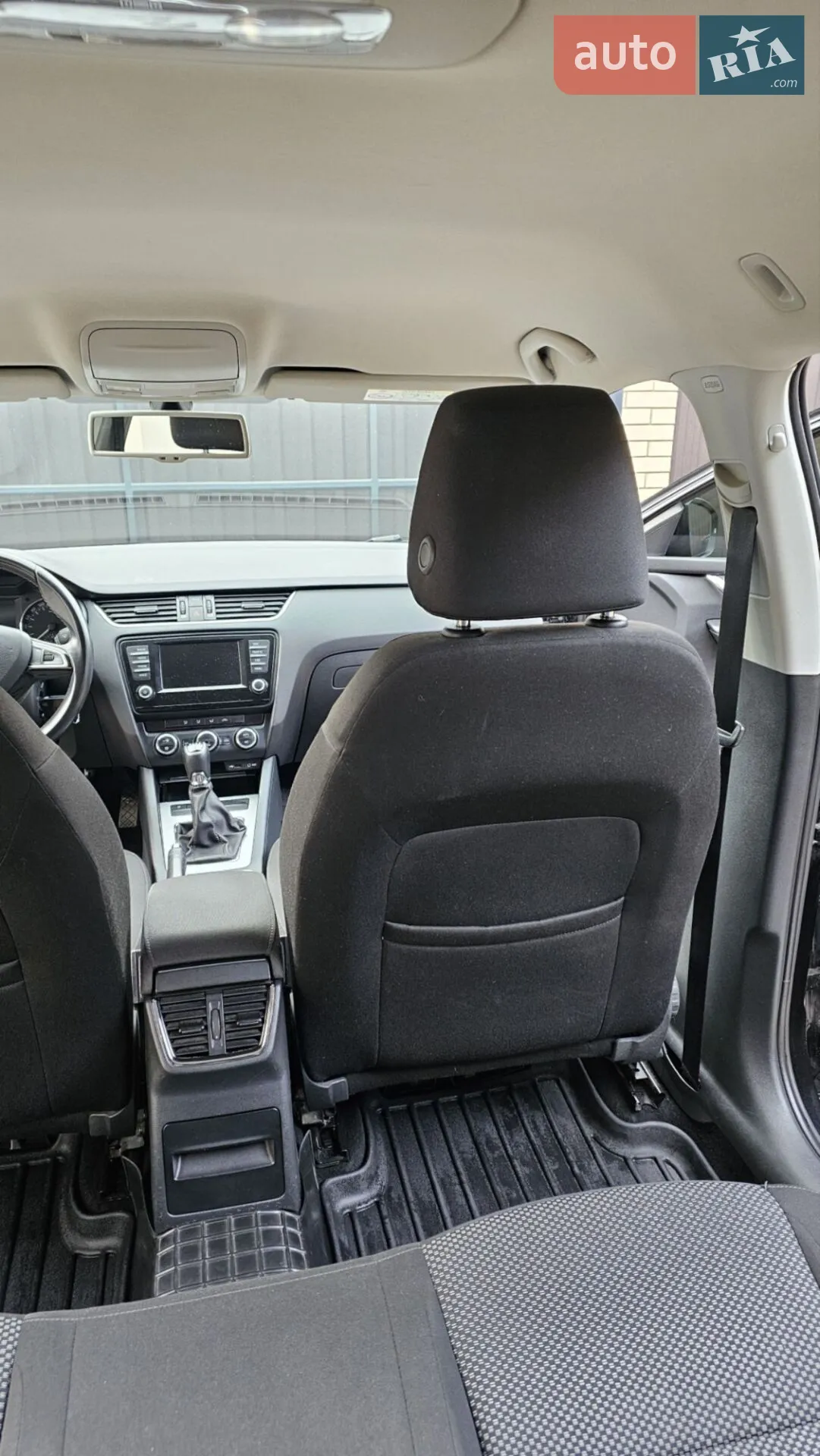 2015 Skoda Octavia - мініатюра 14