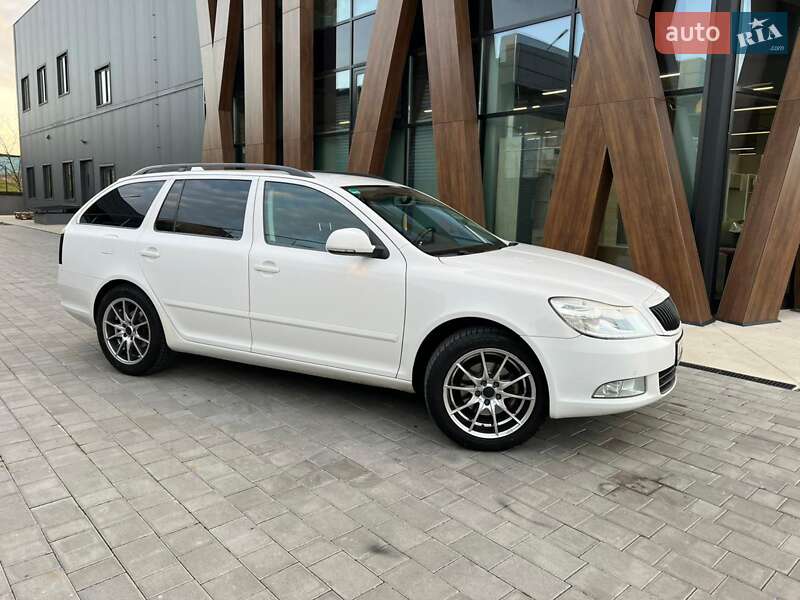 Универсал Skoda Octavia 2010 в Луцке фото 13 Универсал Skoda Octavia 2010 в Луцке