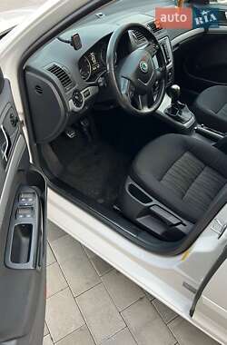 Универсал Skoda Octavia 2010 в Луцке