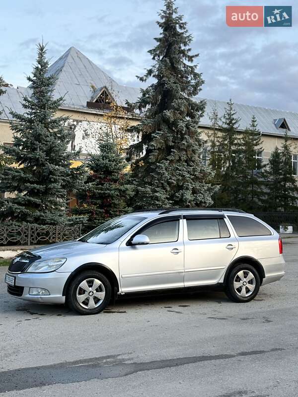 Универсал Skoda Octavia 2011 в Тысменице