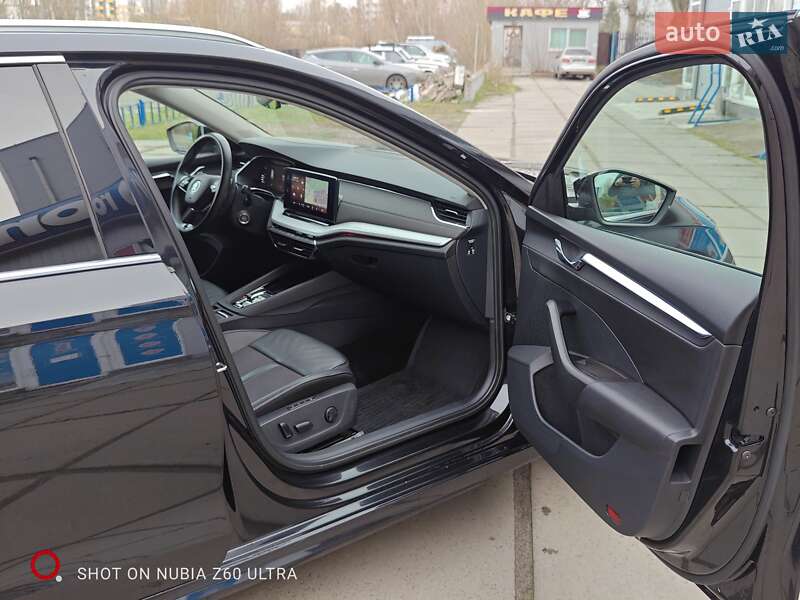 Универсал Skoda Octavia 2021 в Киеве