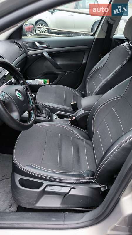 Ліфтбек Skoda Octavia 2006 в Обухові