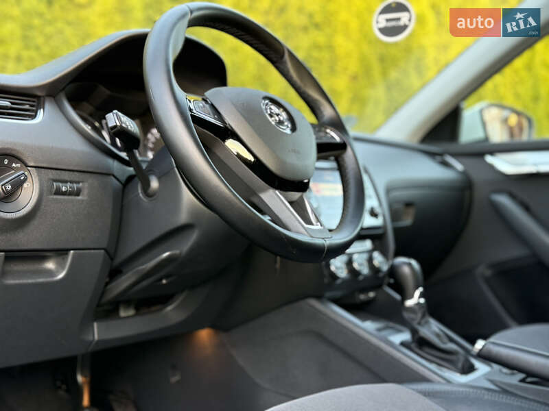 Универсал Skoda Octavia 2017 в Самборе фото 47 Универсал Skoda Octavia 2017 в Самборе