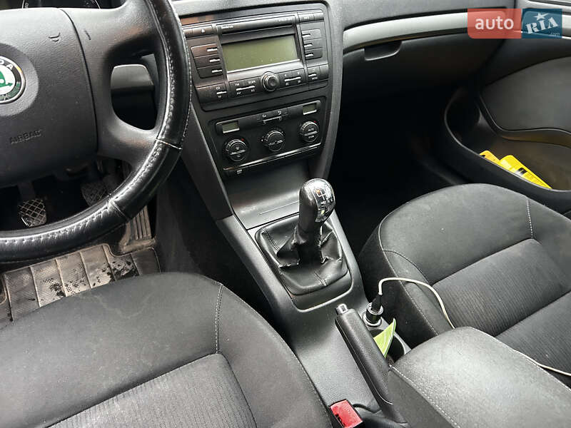 Лифтбек Skoda Octavia 2008 в Киеве