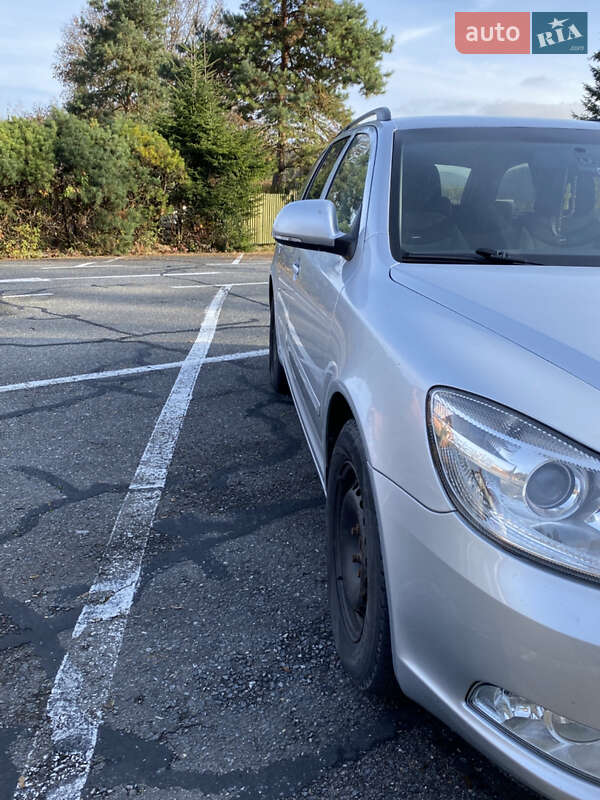 Універсал Skoda Octavia 2011 в Мукачевому