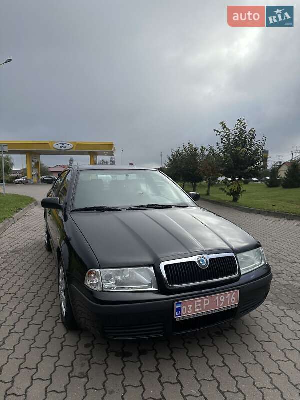 Лифтбек Skoda Octavia 2003 в Бродах фото 5 Лифтбек Skoda Octavia 2003 в Бродах
