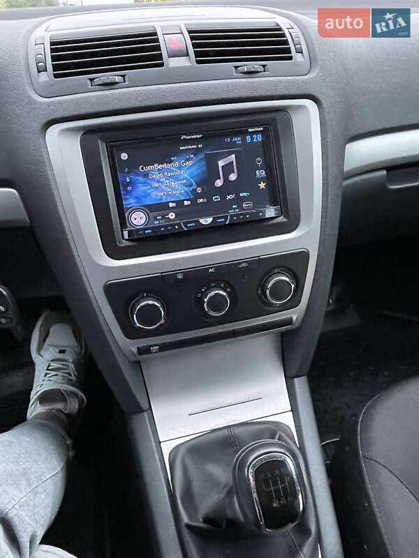 Лифтбек Skoda Octavia 2012 в Киеве