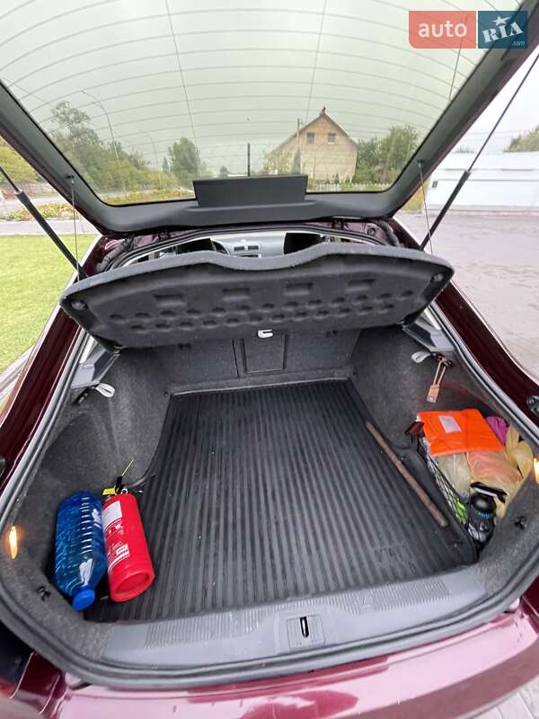 Лифтбек Skoda Octavia 2012 в Киеве