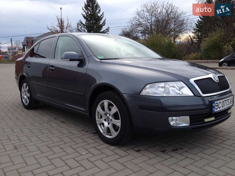 Лифтбек Skoda Octavia 2007 в Самборе