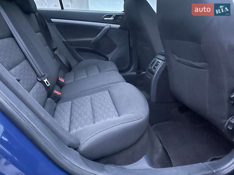 Лифтбек Skoda Octavia 2012 в Тернополе