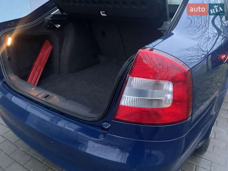 Лифтбек Skoda Octavia 2012 в Тернополе