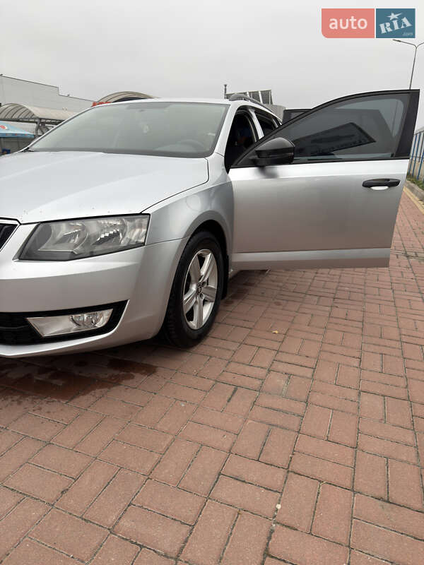 Универсал Skoda Octavia 2014 в Полтаве