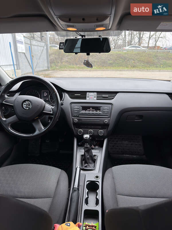 Универсал Skoda Octavia 2014 в Полтаве