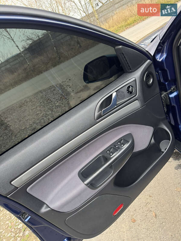 Лифтбек Skoda Octavia 2005 в Баре фото 19 Лифтбек Skoda Octavia 2005 в Баре