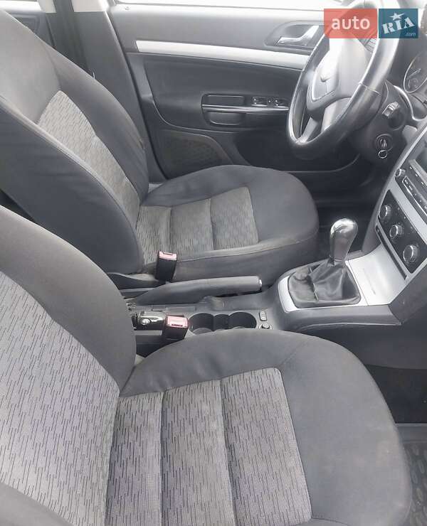 Лифтбек Skoda Octavia 2010 в Сумах