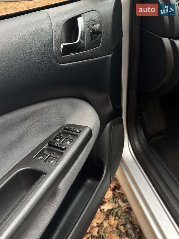 Лифтбек Skoda Octavia 2002 в Онуфриевке