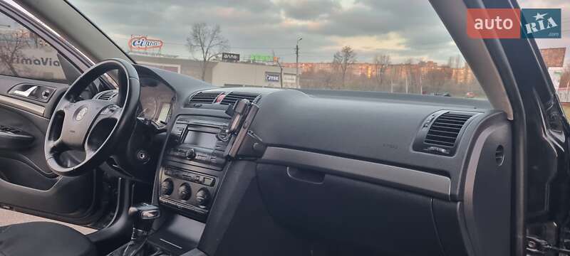 Лифтбек Skoda Octavia 2008 в Кривом Роге