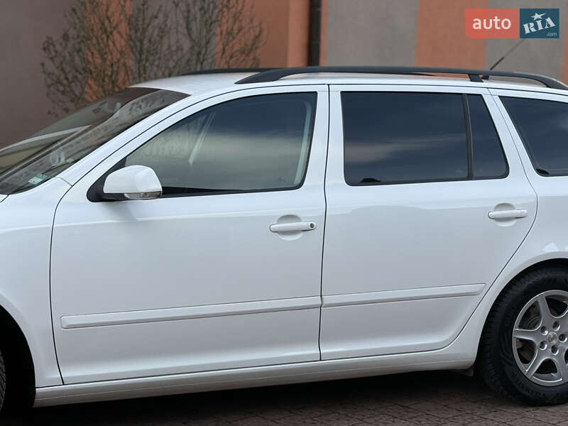 Универсал Skoda Octavia 2008 в Стрые
