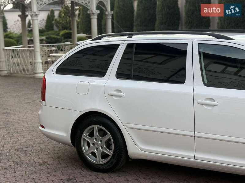 Универсал Skoda Octavia 2008 в Стрые
