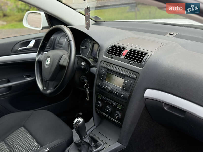 Универсал Skoda Octavia 2008 в Стрые