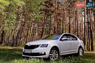 Лифтбек Skoda Octavia 2017 в Чернигове