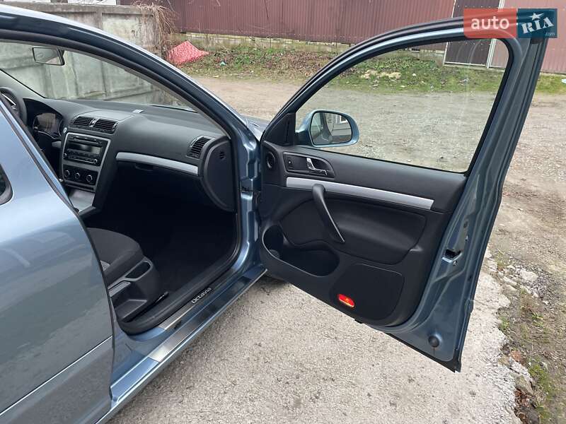 Лифтбек Skoda Octavia 2009 в Виннице фото 102 Лифтбек Skoda Octavia 2009 в Виннице