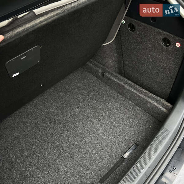 Универсал Skoda Octavia 2009 в Ужгороде