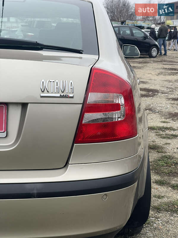 Лифтбек Skoda Octavia 2005 в Умани
