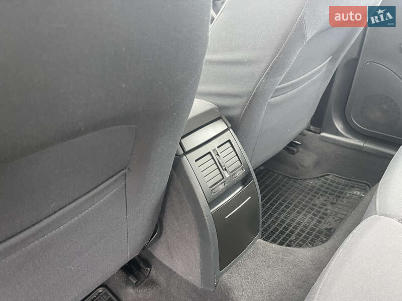 Лифтбек Skoda Octavia 2005 в Умани