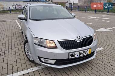 Универсал Skoda Octavia 2016 в Будятичах