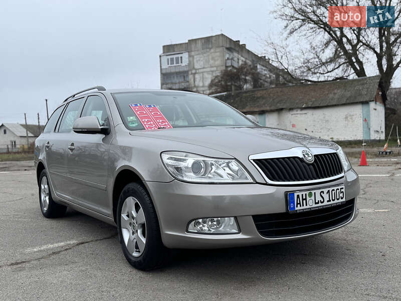 Универсал Skoda Octavia 2009 в Умани