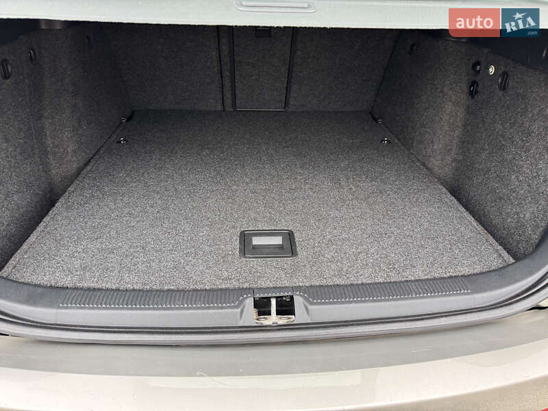 Универсал Skoda Octavia 2009 в Умани