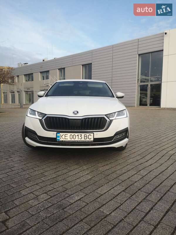 Лифтбек Skoda Octavia 2023 в Кривом Роге