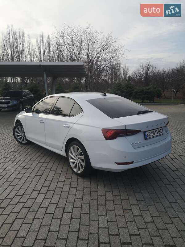 Лифтбек Skoda Octavia 2023 в Кривом Роге