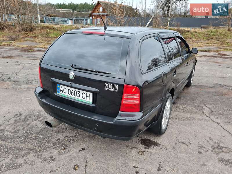 Универсал Skoda Octavia 2000 в Заречном