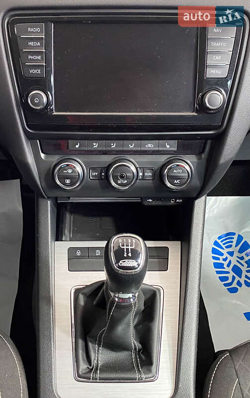 Универсал Skoda Octavia 2015 в Львове