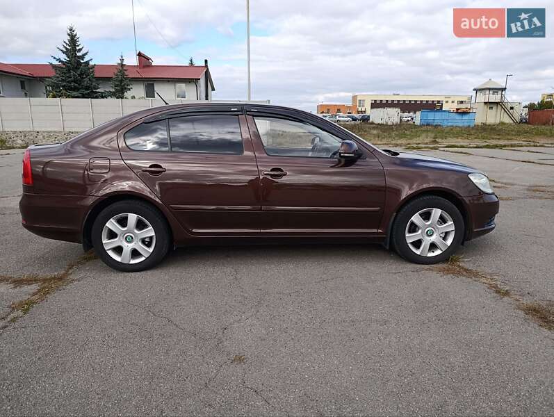 Ліфтбек Skoda Octavia 2010 в Вінниці