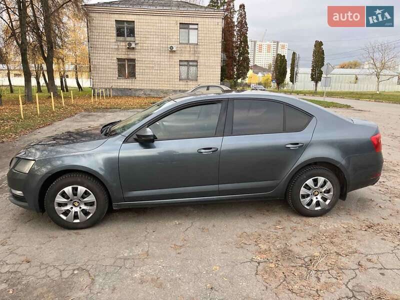 Лифтбек Skoda Octavia 2017 в Киеве