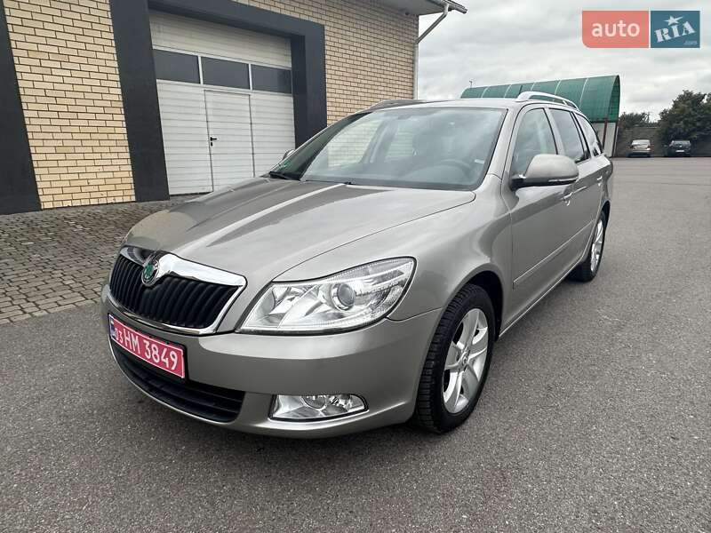 Универсал Skoda Octavia 2011 в Луцке фото Универсал Skoda Octavia 2011 в Луцке